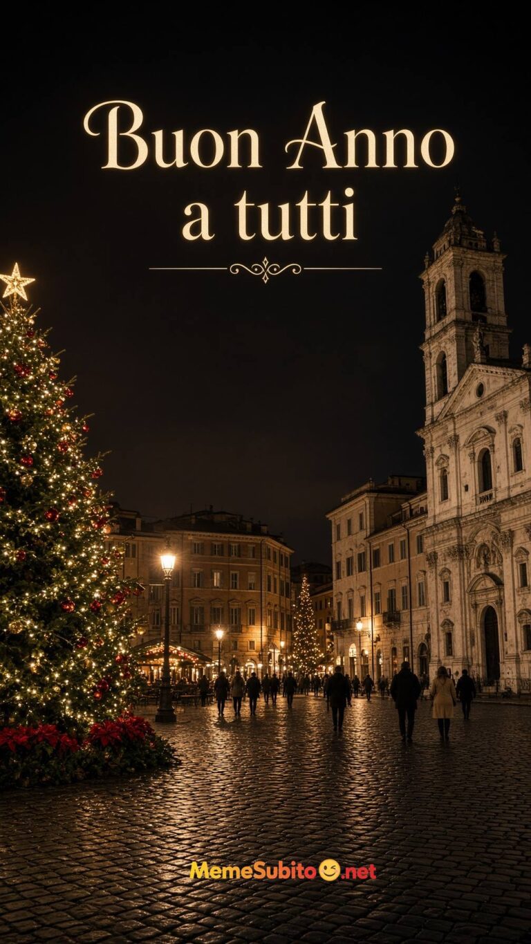 Meme buon anno piazza italiana illuminata per il Capodanno